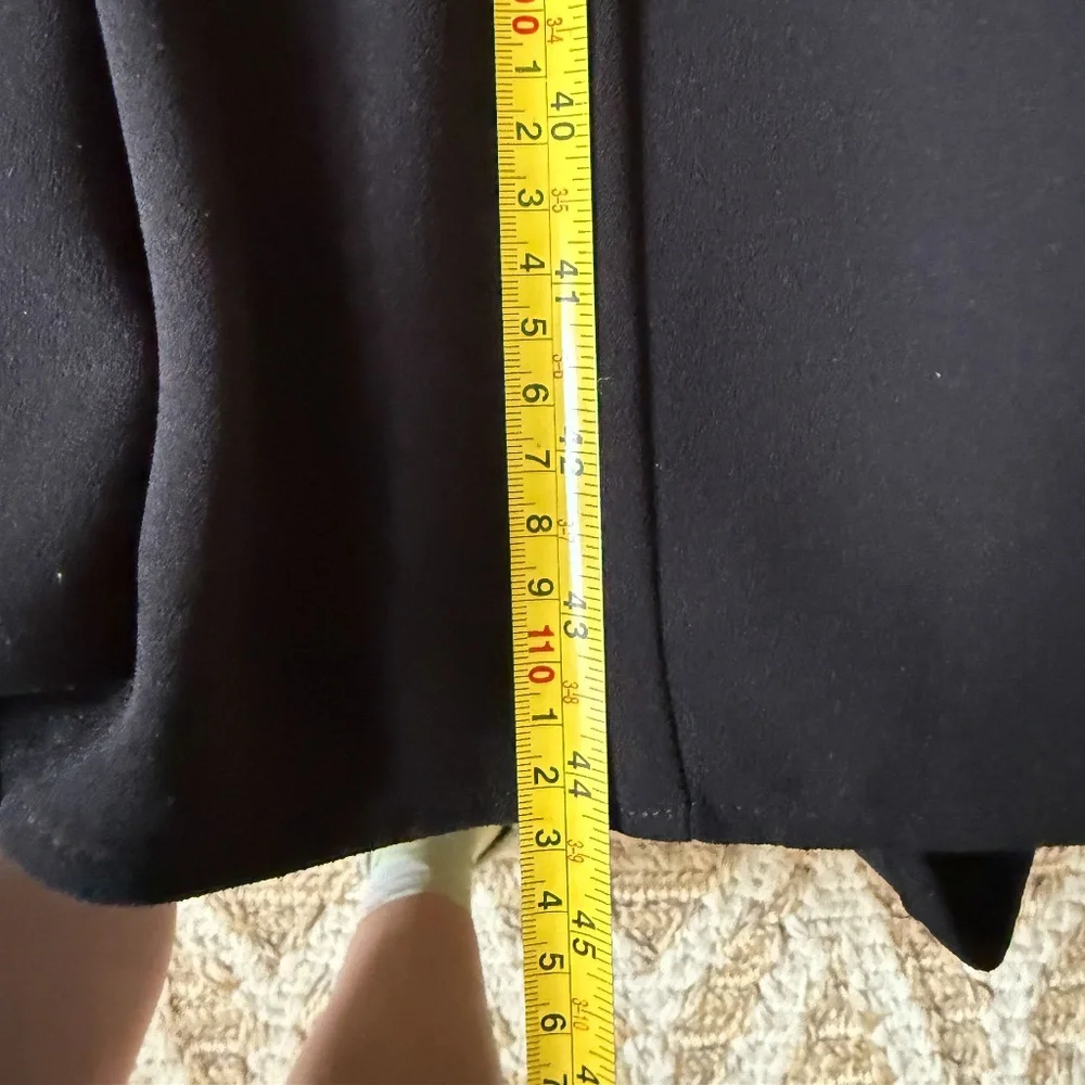 Raquel Dress in Black -- Size 8 US/ 40 FR - Picture 10 of 13